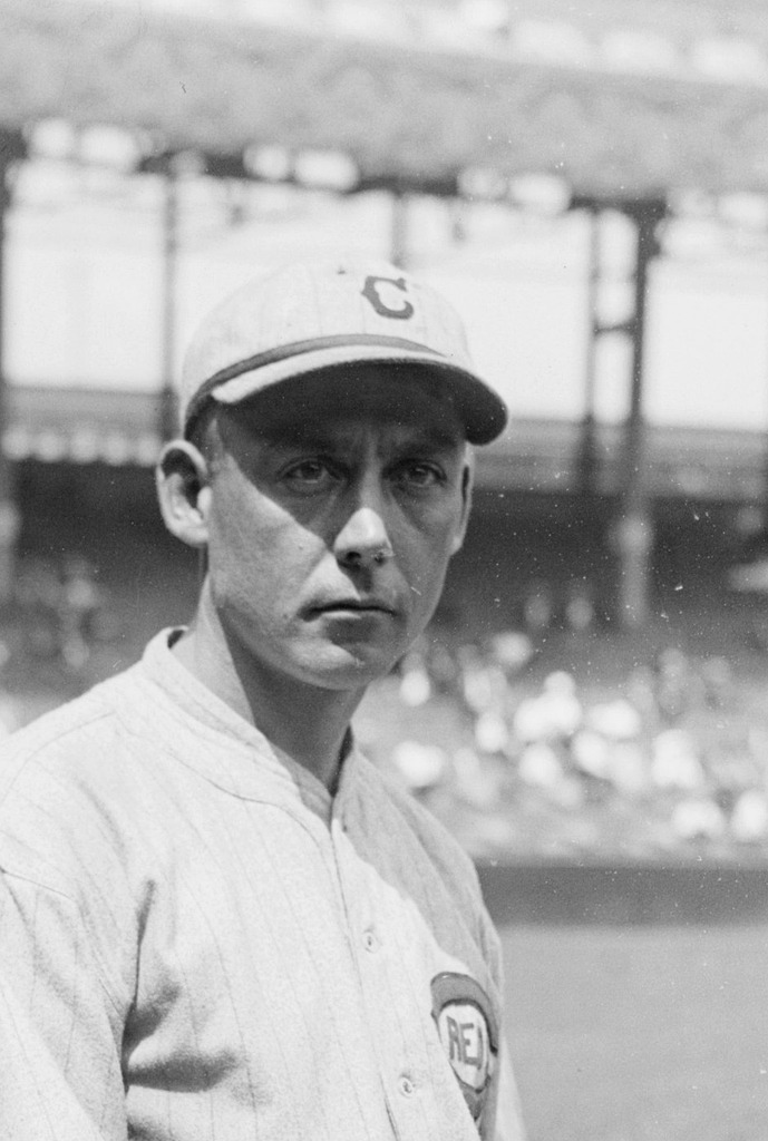 Edd Roush — public-domain portrait (Library of Congress / Wikimedia Commons)