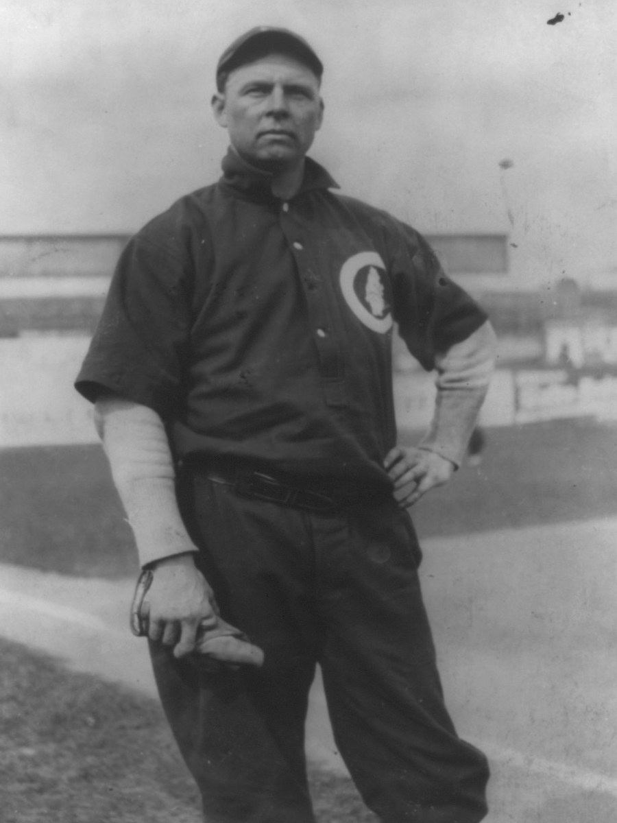 Mordecai Three Finger Brown, Chicago Cubs